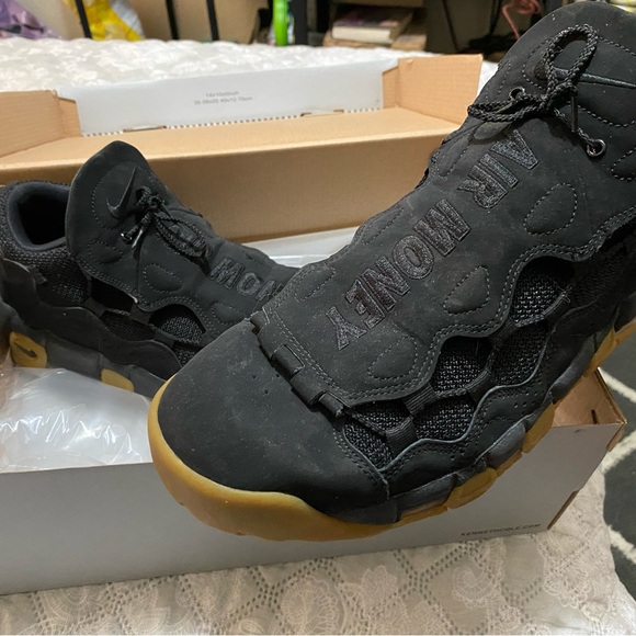 Nike Air more money. Black/tan. Size 11.5 - Picture 5 of 5